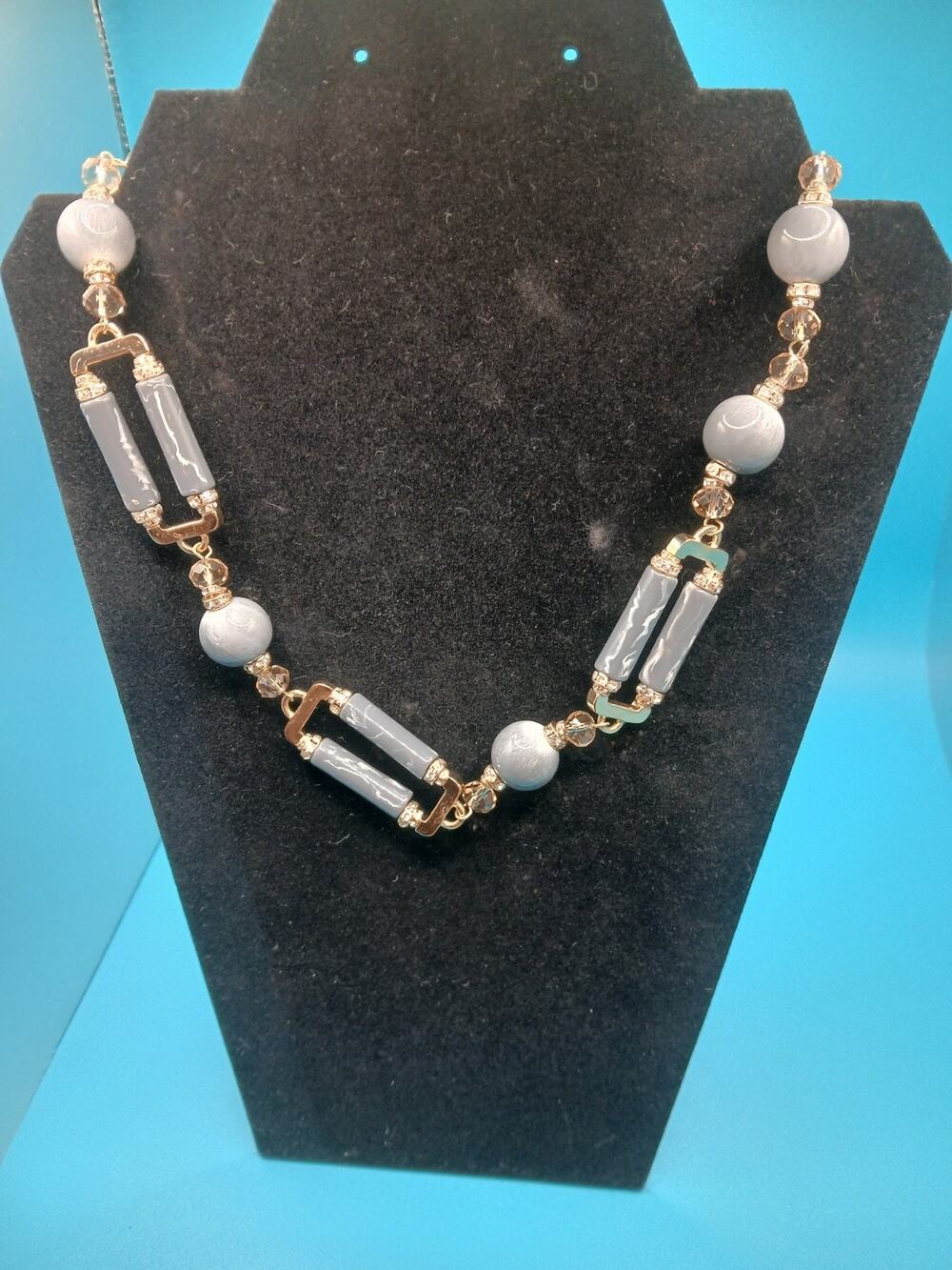 Saks Fifth Avenue Necklace Gold Tone 18"+2" Ext Blue Marble Look And Yellow...